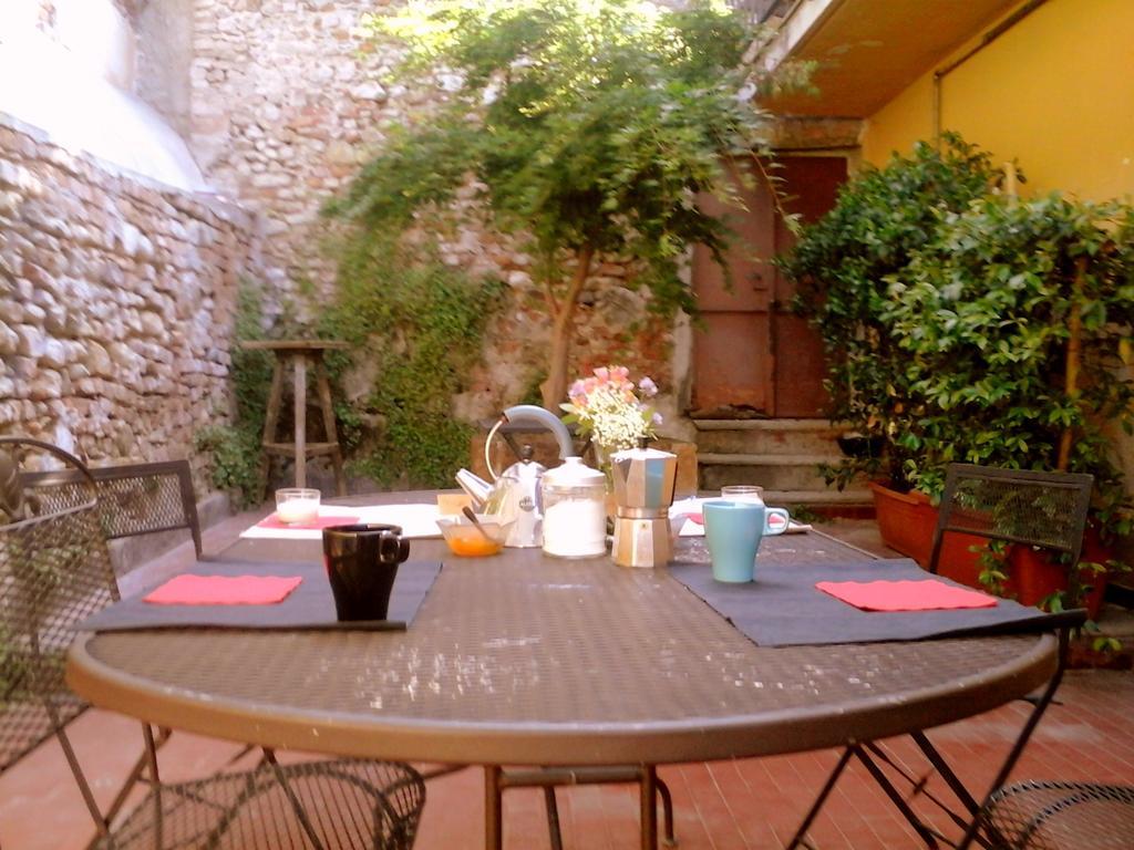 Il Cortiletto Dei Capperi Bed & Breakfast Gassino Torinese Екстериор снимка